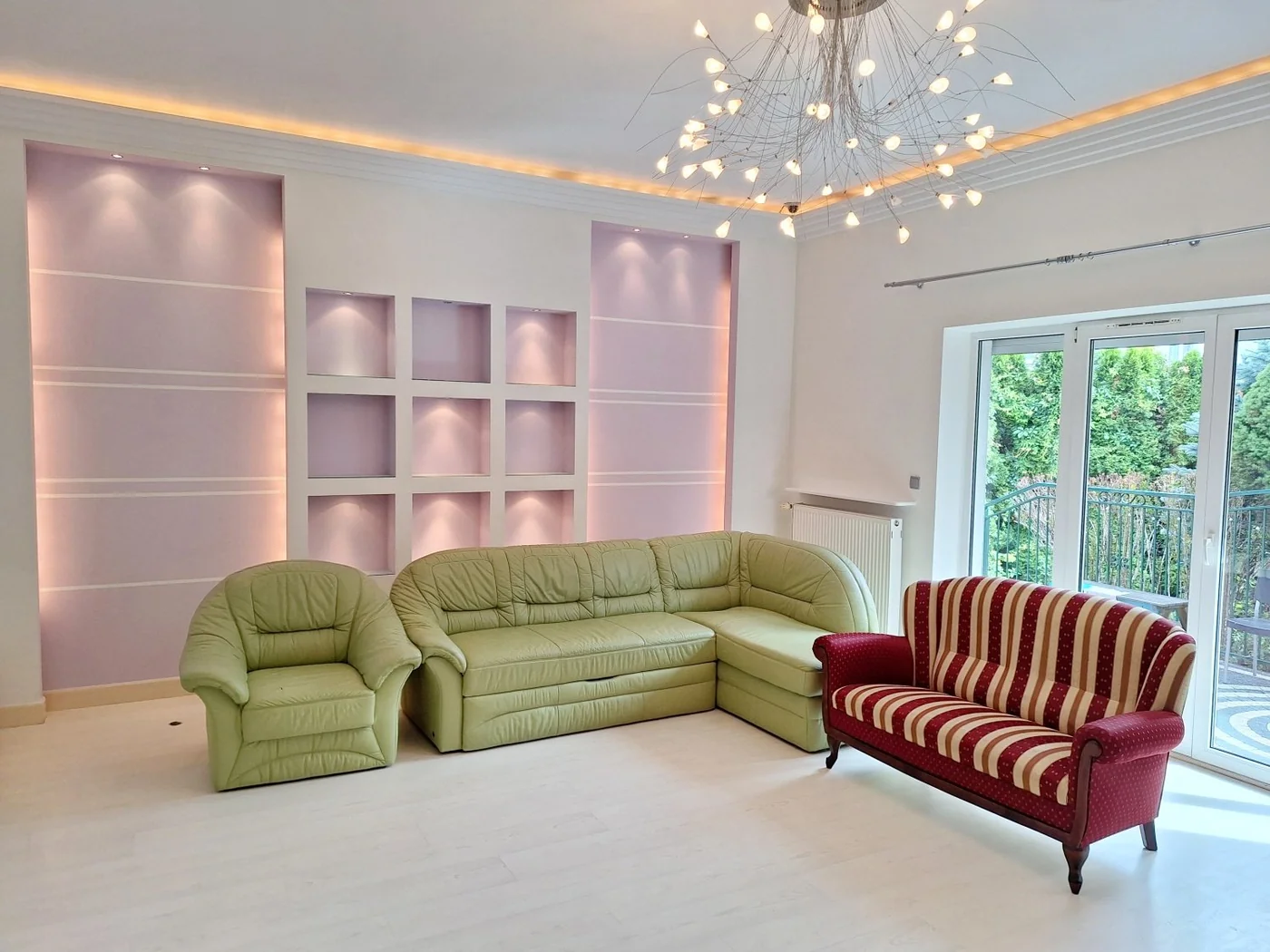 Pomalowany salon w domu na Gocławiu — realizacja Dobry Malarz